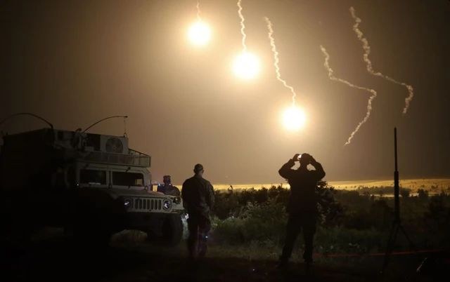 store/p/37MM-Parachute-Illuminating-Flares-2-Pack